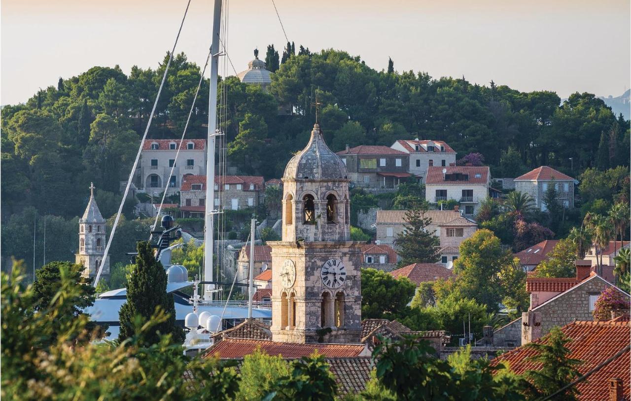 Nice Apartment In Cavtat With Wifi Exterior photo